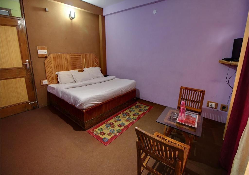 Hotel Kingston Manāli Esterno foto