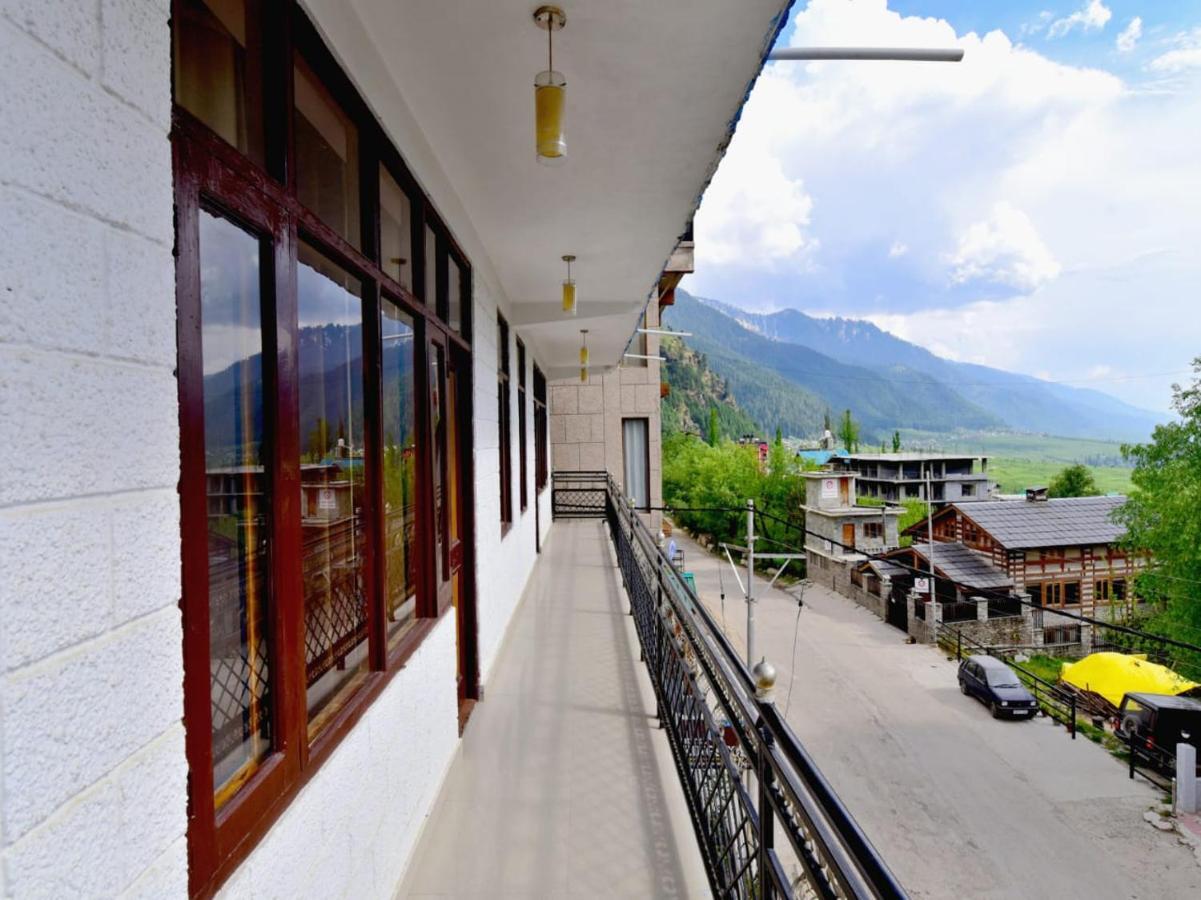 Hotel Kingston Manāli Esterno foto